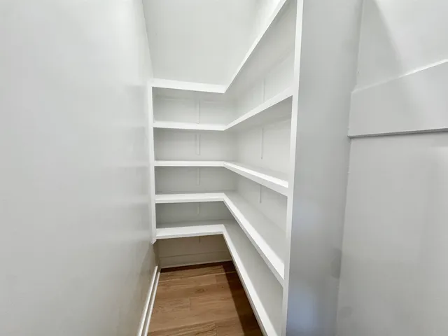 $959,000 | 354 Avon Road, Memphis, TN 38117