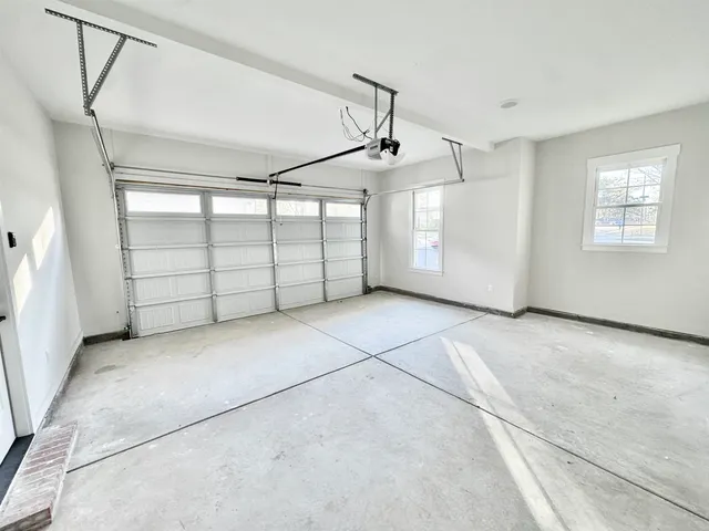 $959,000 | 354 Avon Road, Memphis, TN 38117