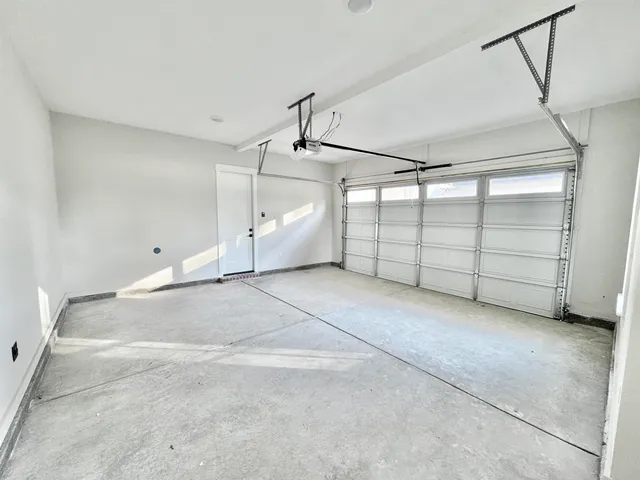 $959,000 | 354 Avon Road, Memphis, TN 38117