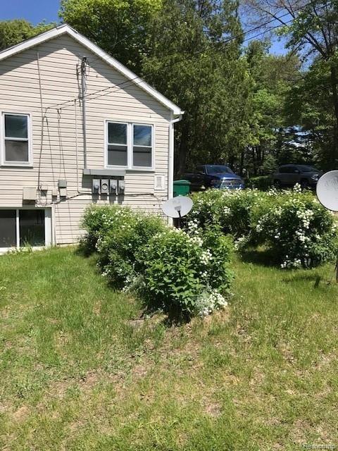 833 Heights Road, Unit B Lake Orion, MI 48362 - Photo 20 of 20