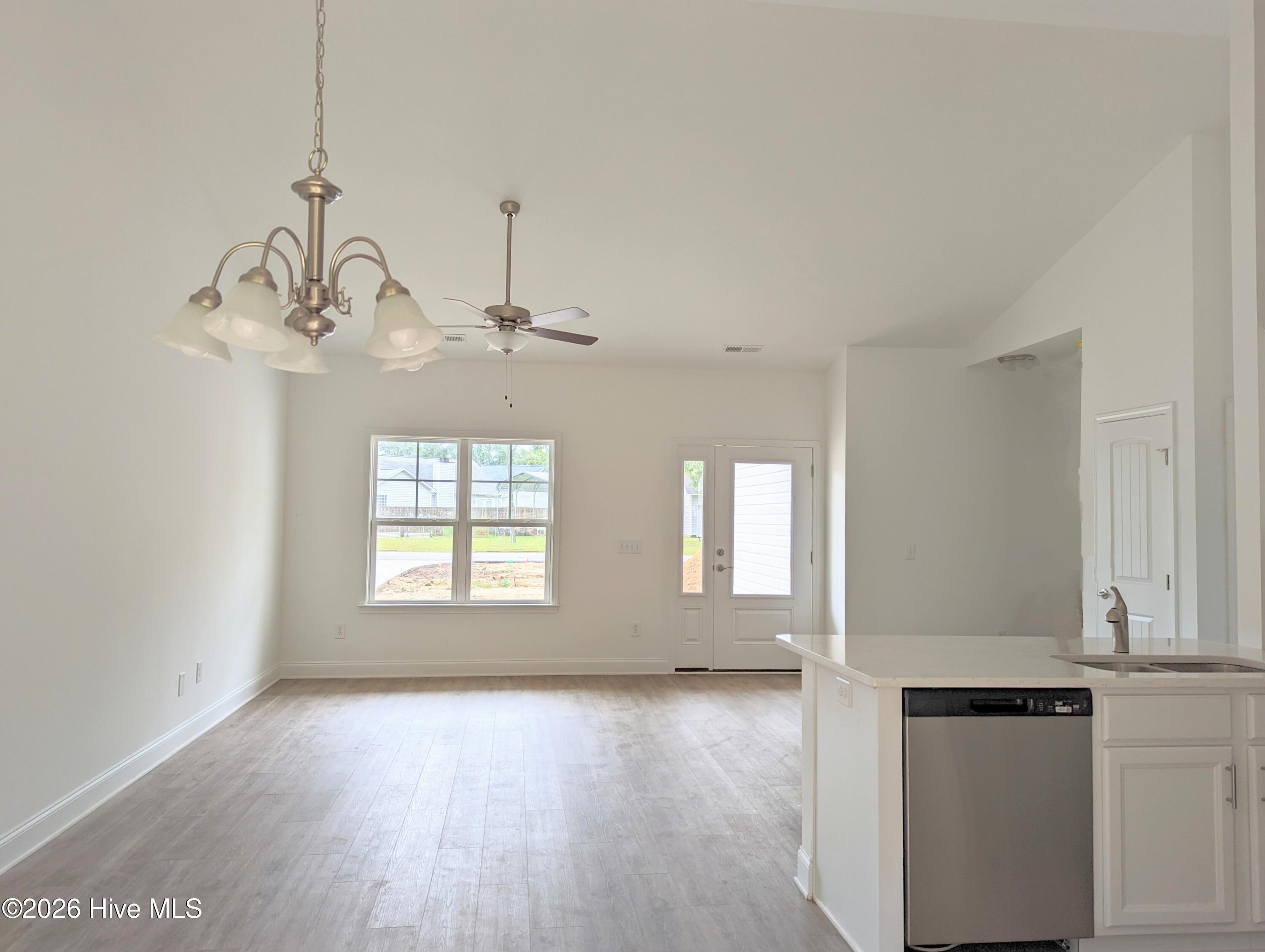 7137 Jennings Road Northeast Leland, NC 28451 - Photo 4 of 13 1000005233