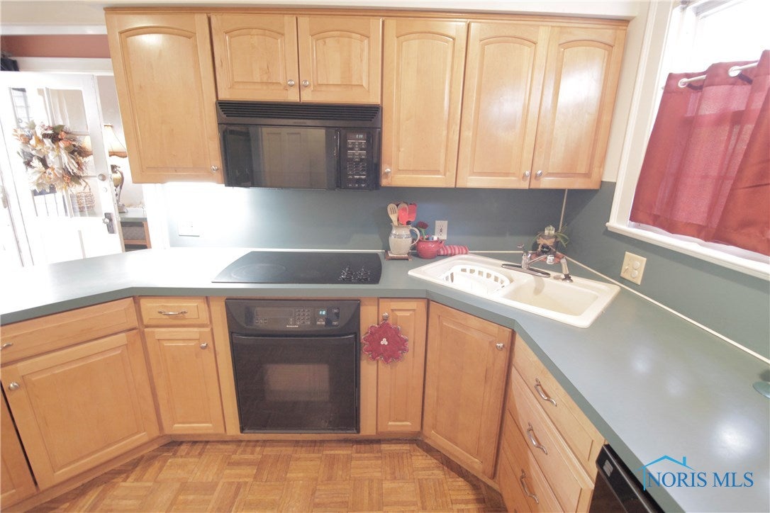 2364 Secor Road Toledo, OH 43606 - Photo 14 of 42 Gallery Image 14