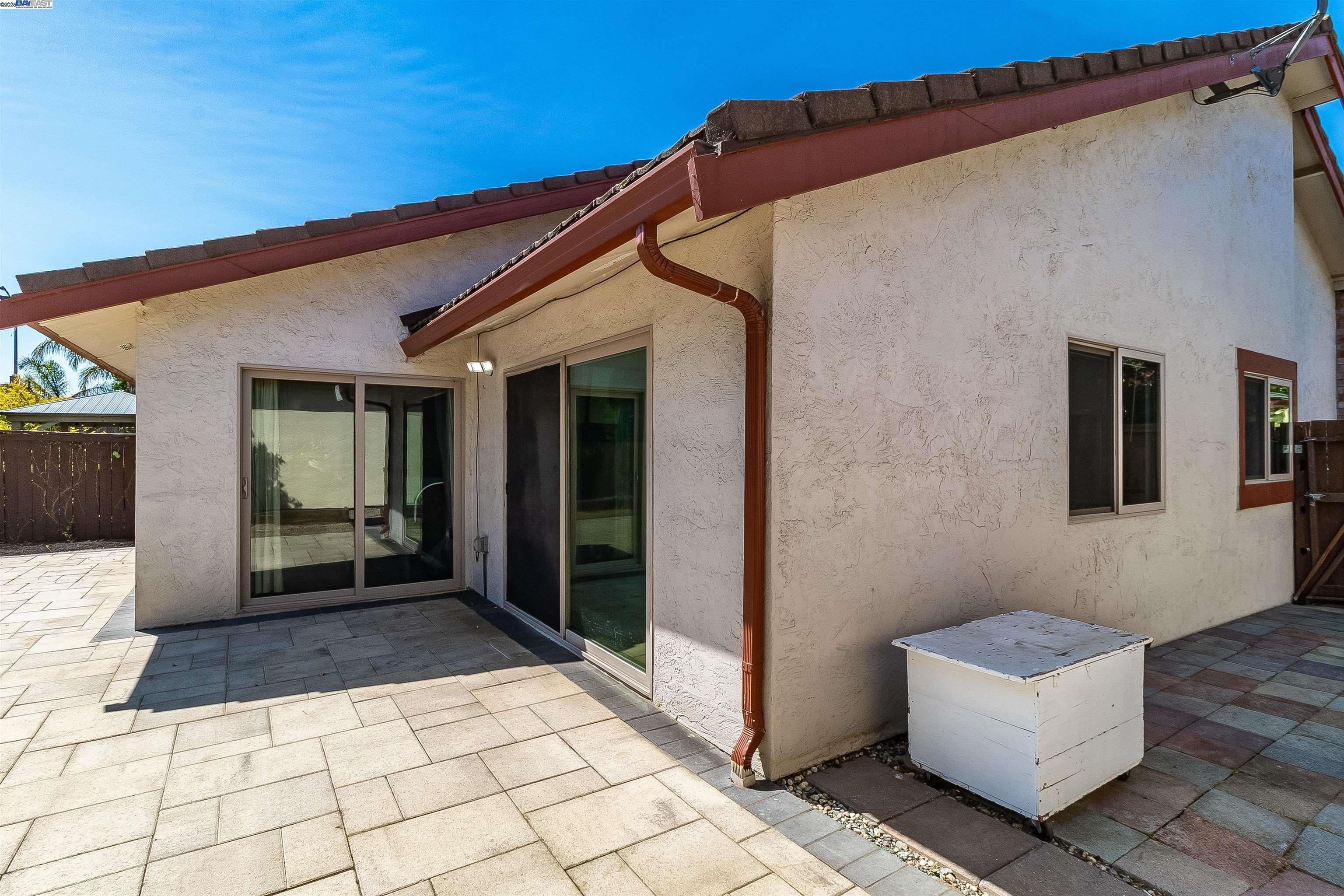 943 Coral Ridge Circle Rodeo, CA 94572 - Photo 12 of 45