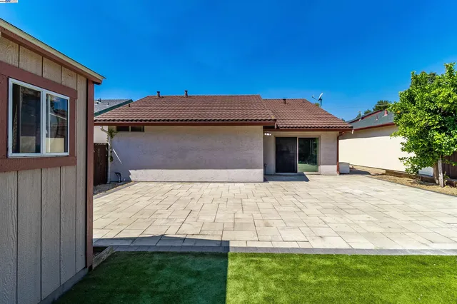 $685,000 | 943 Coral Ridge Circle, Rodeo, CA 94572