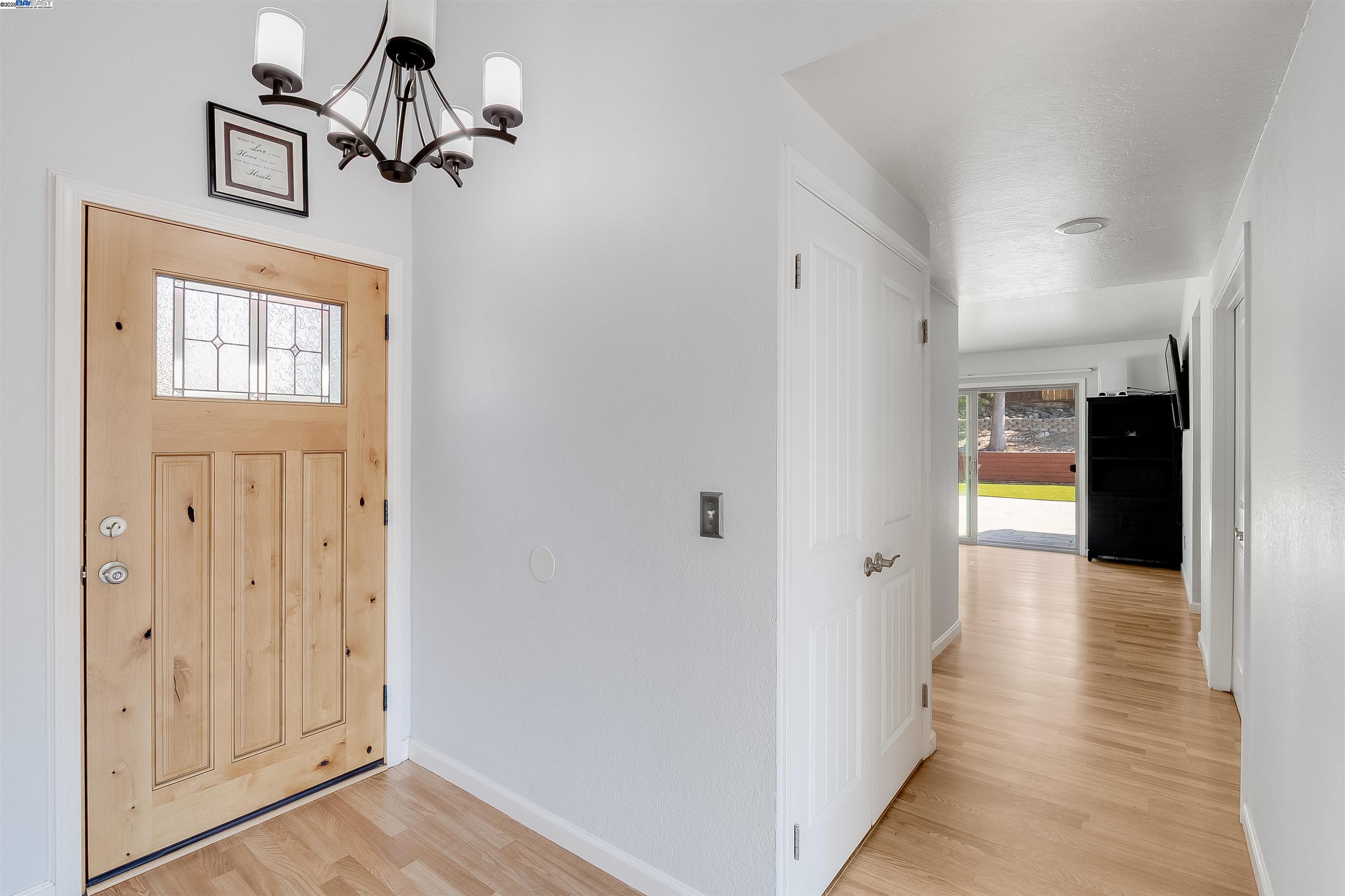 943 Coral Ridge Circle Rodeo, CA 94572 - Photo 18 of 45