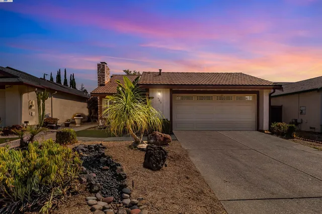 $685,000 | 943 Coral Ridge Circle, Rodeo, CA 94572