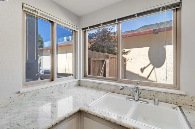 $685,000 | 943 Coral Ridge Circle, Rodeo, CA 94572