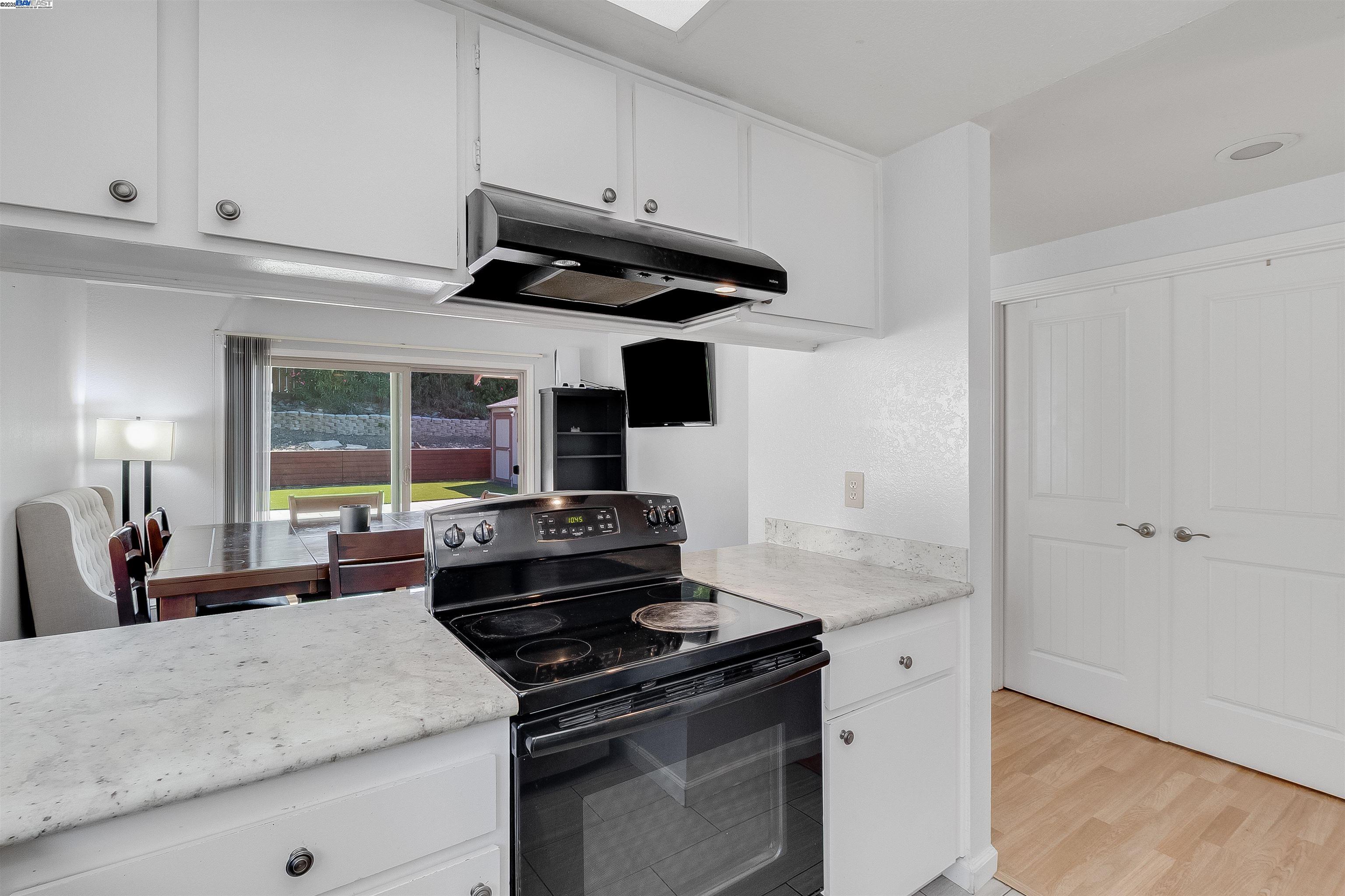 943 Coral Ridge Circle Rodeo, CA 94572 - Photo 27 of 45