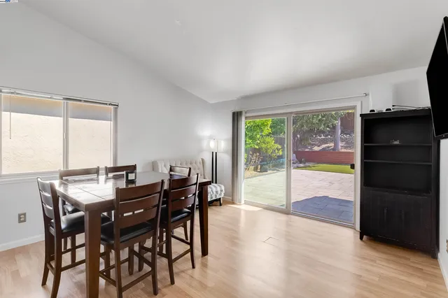 $685,000 | 943 Coral Ridge Circle, Rodeo, CA 94572