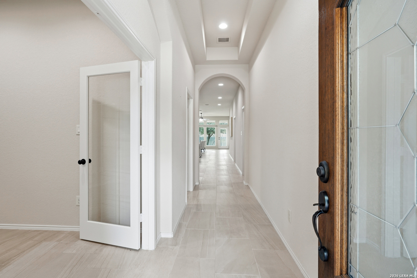 2129 Range Road Seguin, TX 78155 - Photo 5 of 41 a view of a hallway with wooden floor and closet