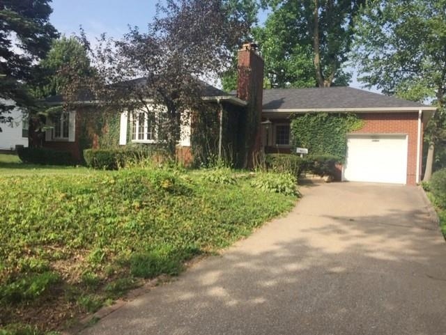 2730 Jersey Ridge Road Davenport, IA 52803 - Photo 3 of 34 Gallery Image 3