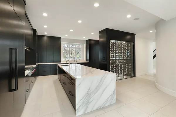 $3,200,000 | 1630 Ridge Road, Highland Park, IL 60035