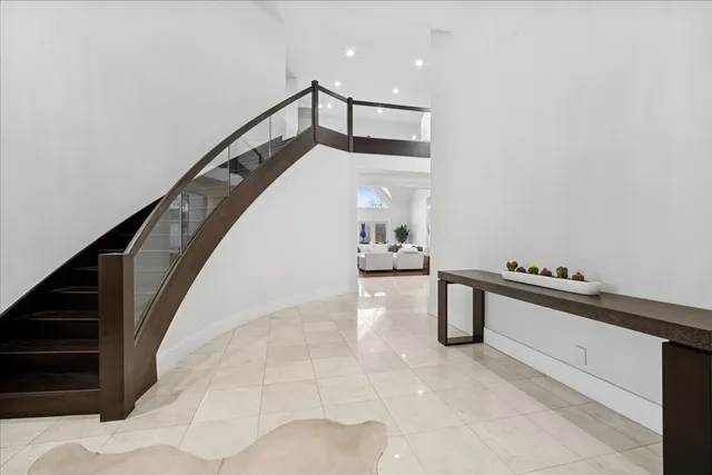 $3,200,000 | 1630 Ridge Road, Highland Park, IL 60035