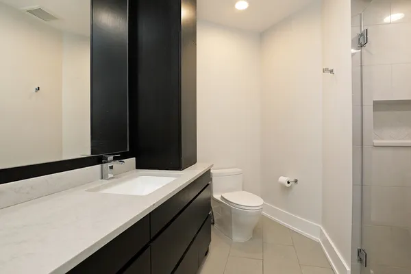 $3,200,000 | 1630 Ridge Road, Highland Park, IL 60035