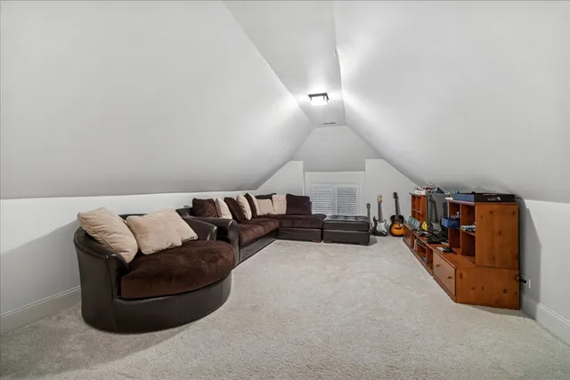 $3,200,000 | 1630 Ridge Road, Highland Park, IL 60035