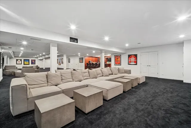 $3,200,000 | 1630 Ridge Road, Highland Park, IL 60035