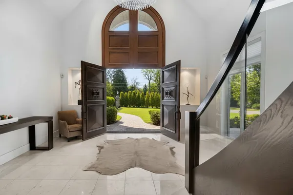 $3,200,000 | 1630 Ridge Road, Highland Park, IL 60035