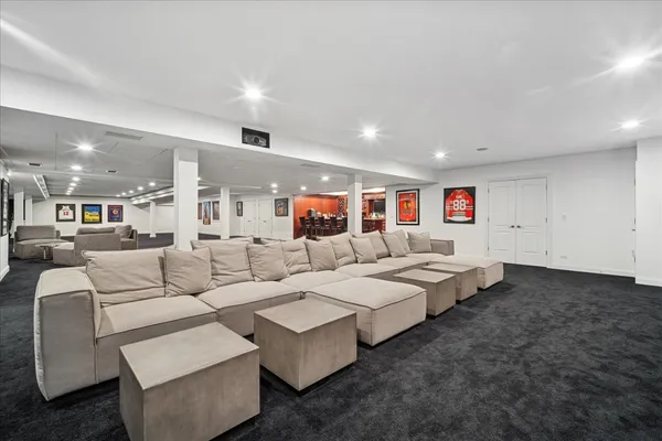 $3,200,000 | 1630 Ridge Road, Highland Park, IL 60035