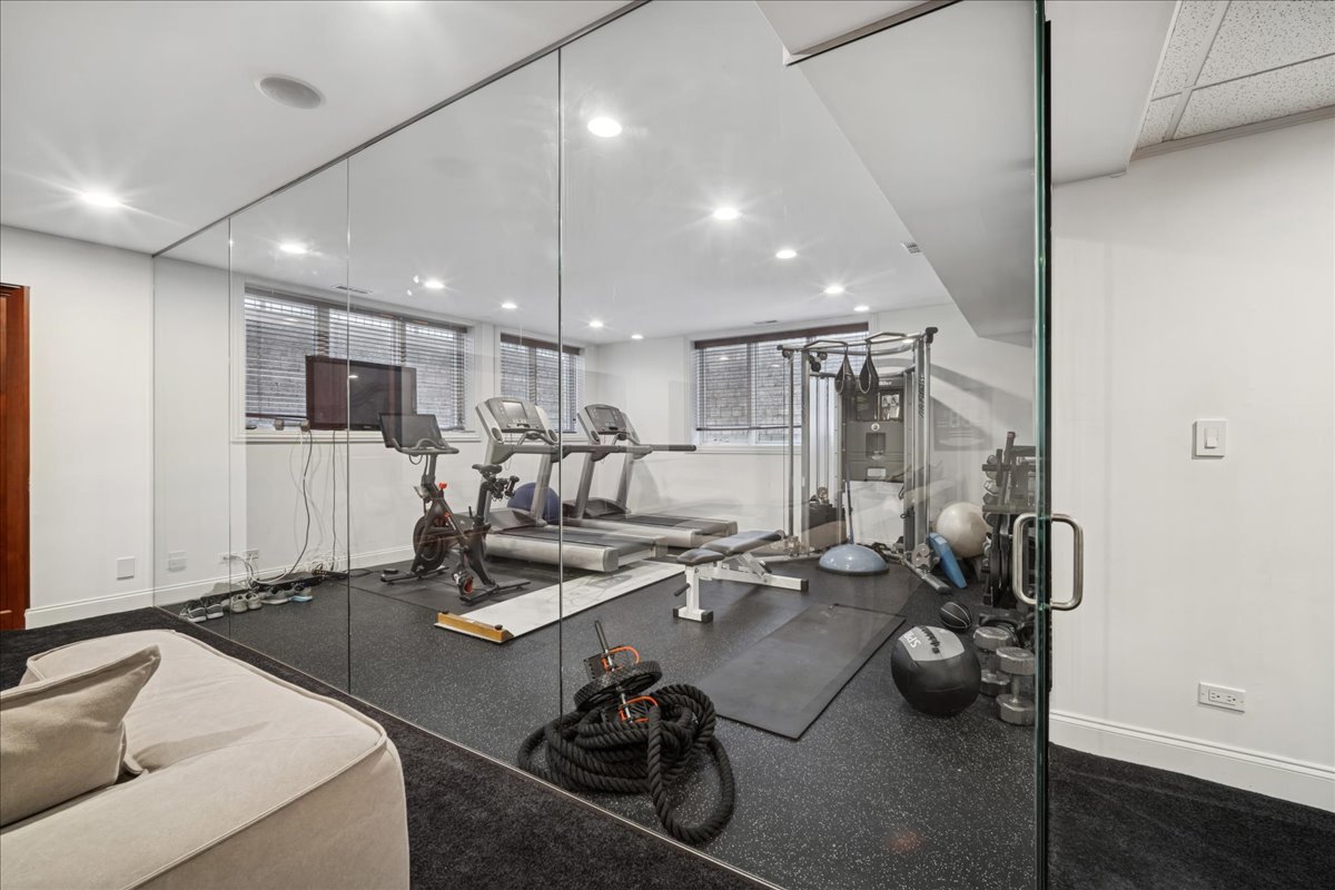 1630 Ridge Road Highland Park, IL 60035 - Photo 45 of 61