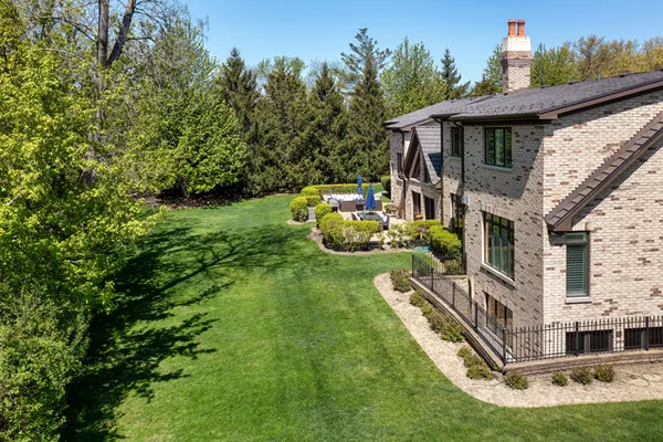 $3,200,000 | 1630 Ridge Road, Highland Park, IL 60035
