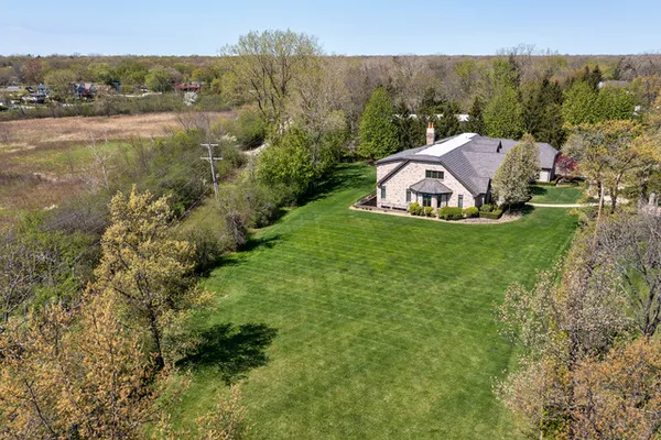 $3,200,000 | 1630 Ridge Road, Highland Park, IL 60035