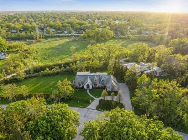 $3,200,000 | 1630 Ridge Road, Highland Park, IL 60035