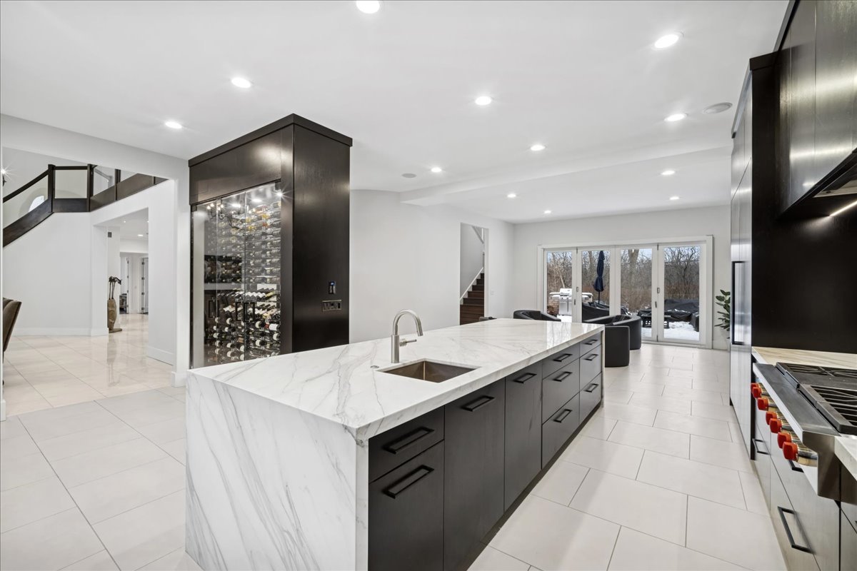 1630 Ridge Road Highland Park, IL 60035 - Photo 9 of 61