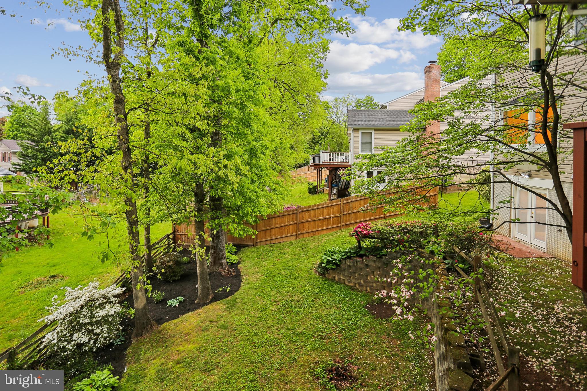 110 Summit Hall Road Gaithersburg, MD 20877 - Photo 72 of 85 Backyard view