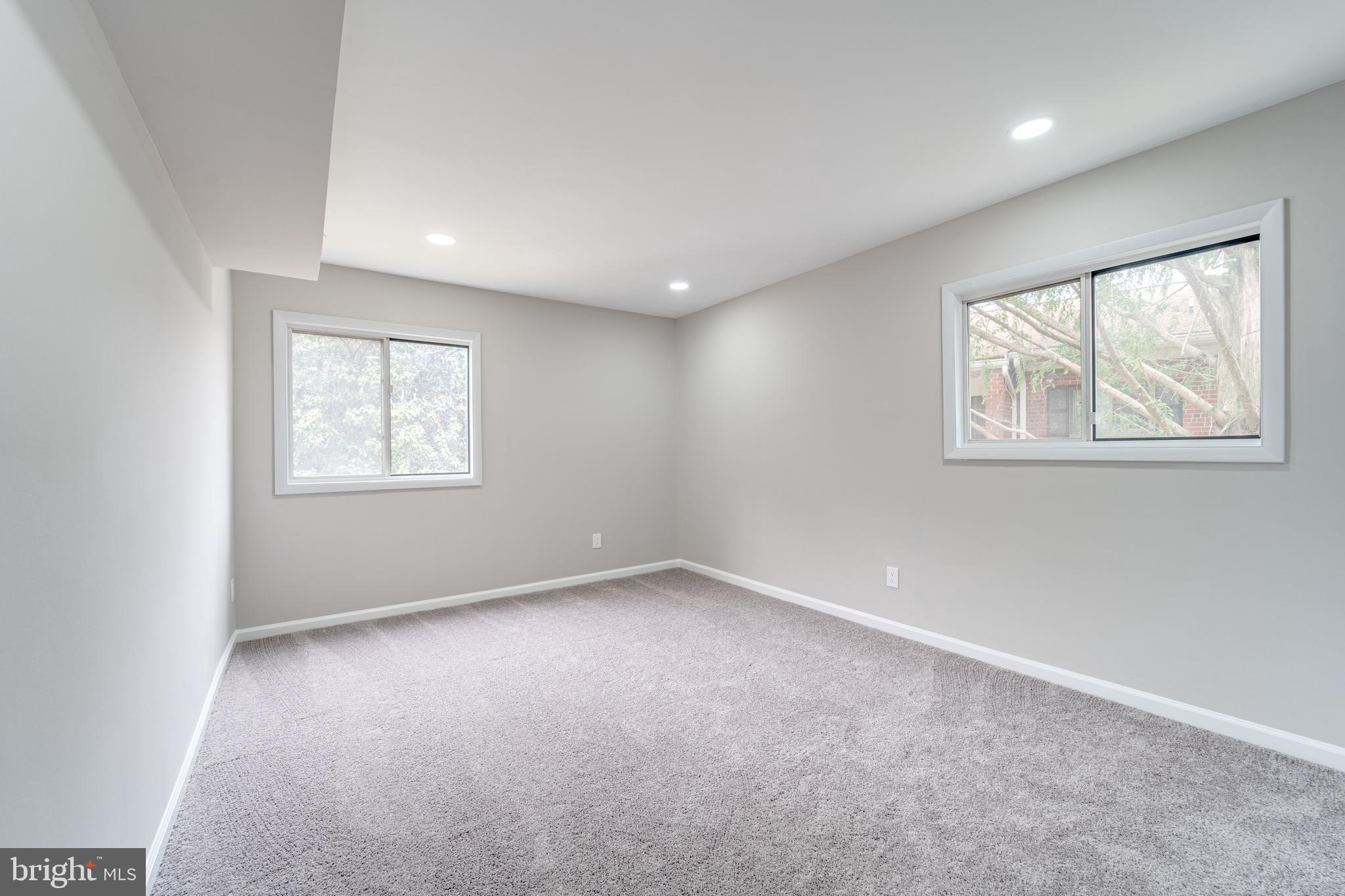 51 Skyhill Road, Unit 202 Alexandria, VA 22314 - Photo 14 of 23 an empty room with windows