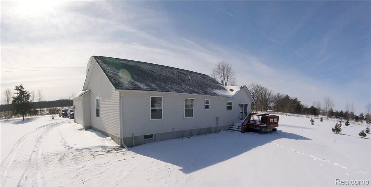8254 Cook Road Swartz Creek, MI 48473 - Photo 19 of 21 GOPR0233.jpg
