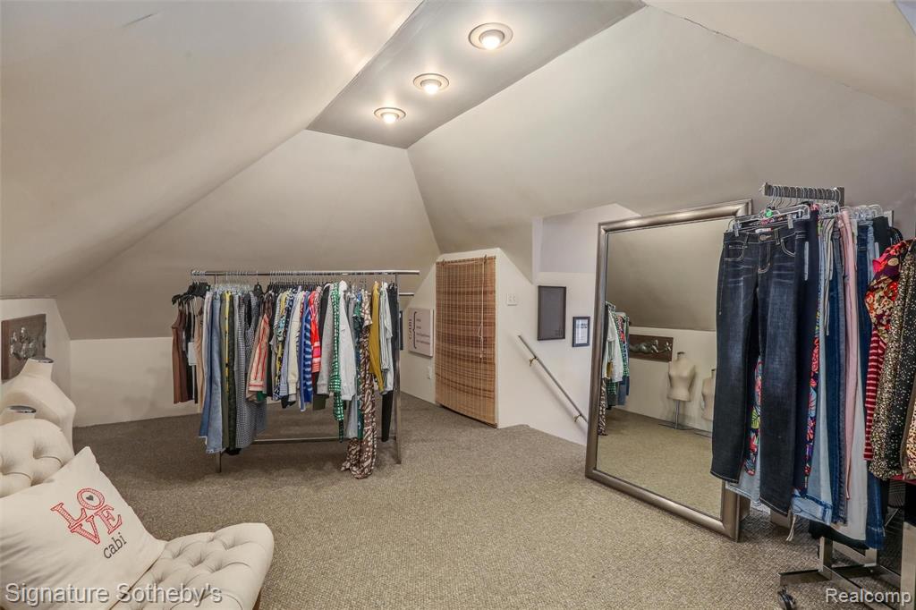 1250 Bishop Road Grosse Pointe Park, MI 48230 - Photo 24 of 32