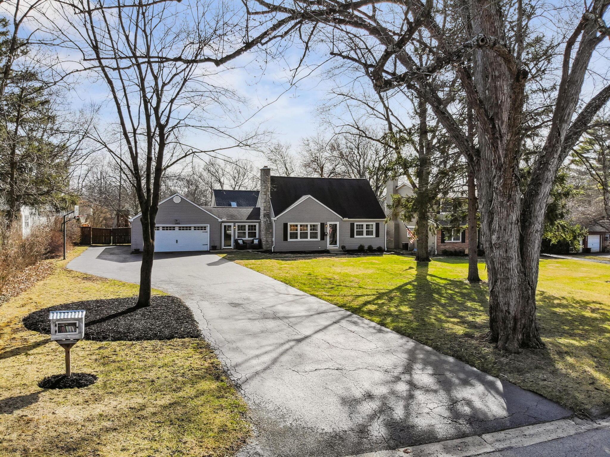 2465 Middlesex Road Upper Arlington, OH 43220 - Photo 1 of 109 Front of Home