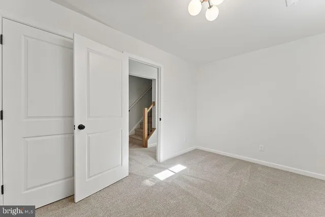 $518,400 | 6 Willow Branch Lane, Fredericksburg, VA 22405