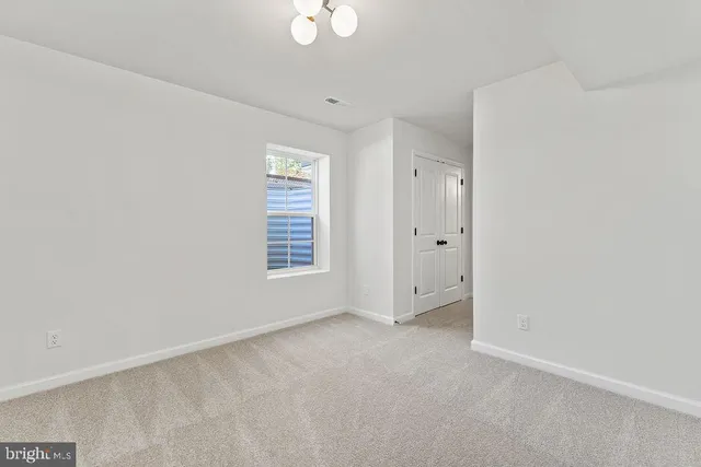 $518,400 | 6 Willow Branch Lane, Fredericksburg, VA 22405