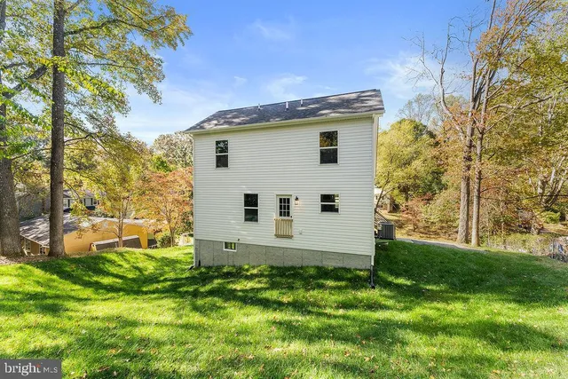 $518,400 | 6 Willow Branch Lane, Fredericksburg, VA 22405