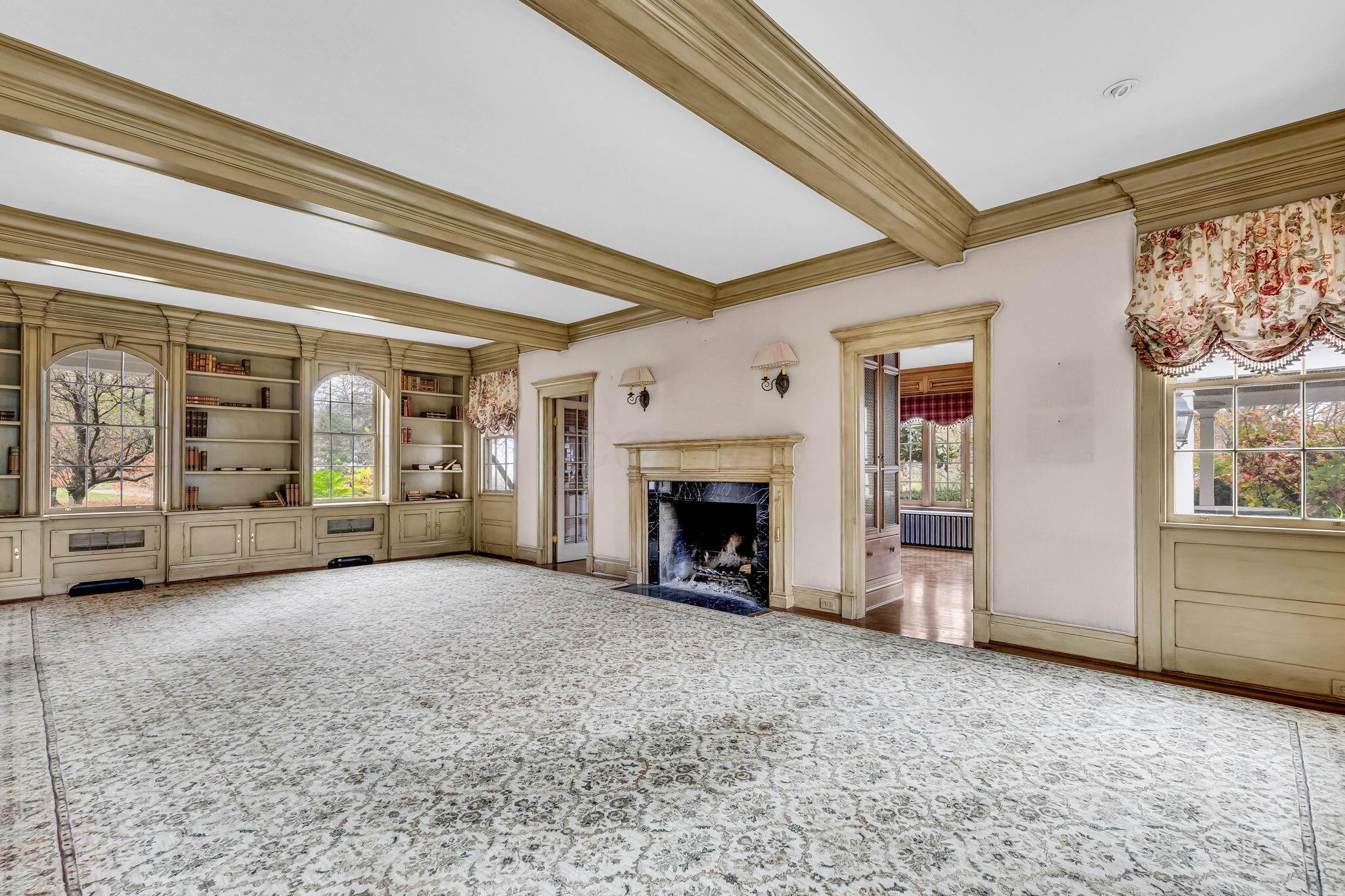 7805 Brill Road Cincinnati, OH 45243 - Photo 57 of 139 57-web-or-mls-7805BrillRoadInt_Hommati10