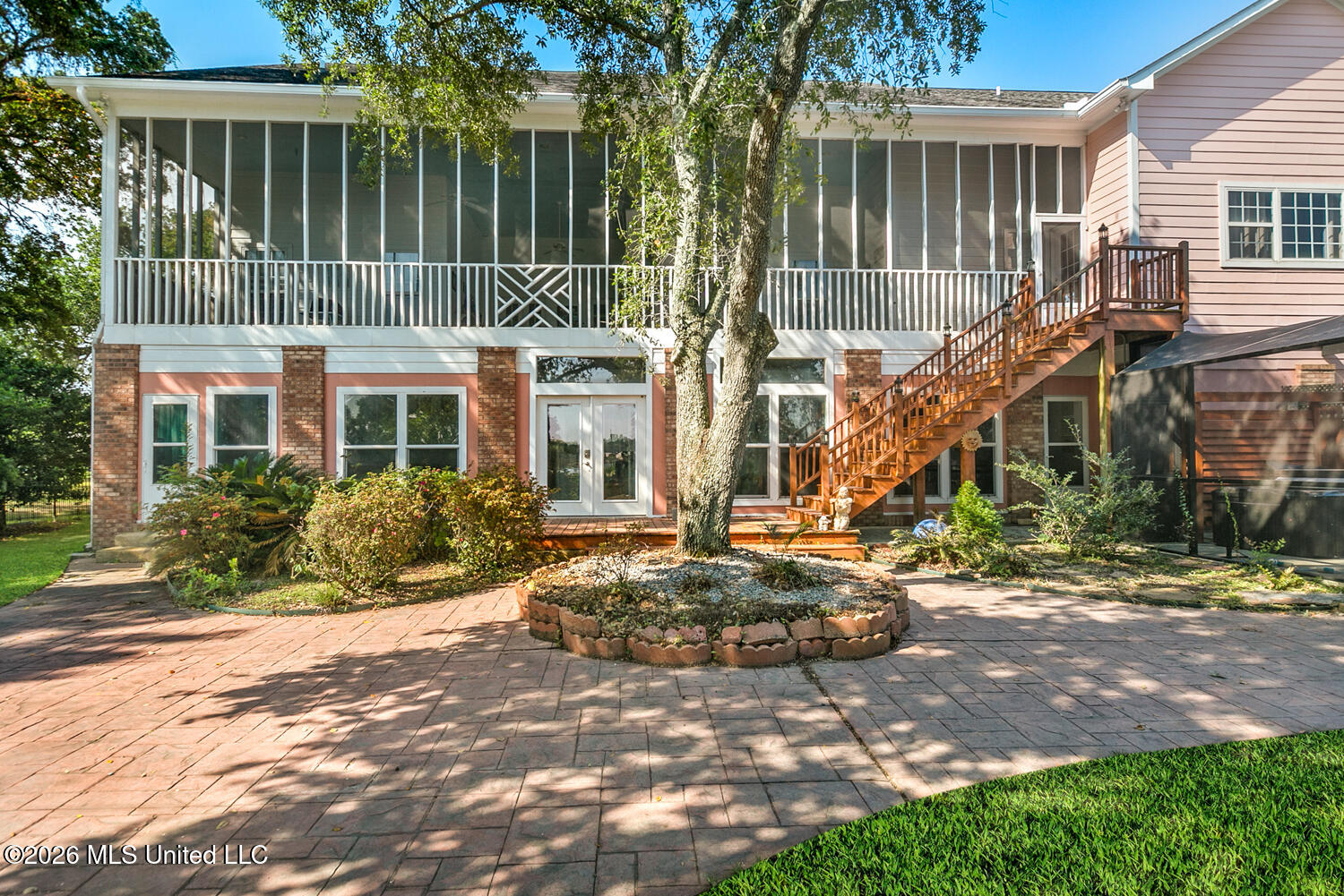 248 Lovers Lane Ocean Springs, MS 39564 - Photo 8 of 68 4mls