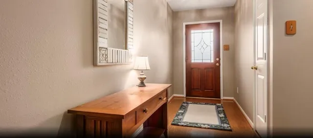 $2,100 | 26903 Castlecliff Lane, Kingwood, TX 77339