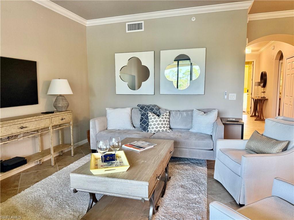 9735 Acqua Court, Unit 637 Naples, FL 34113 - Photo 16 of 47