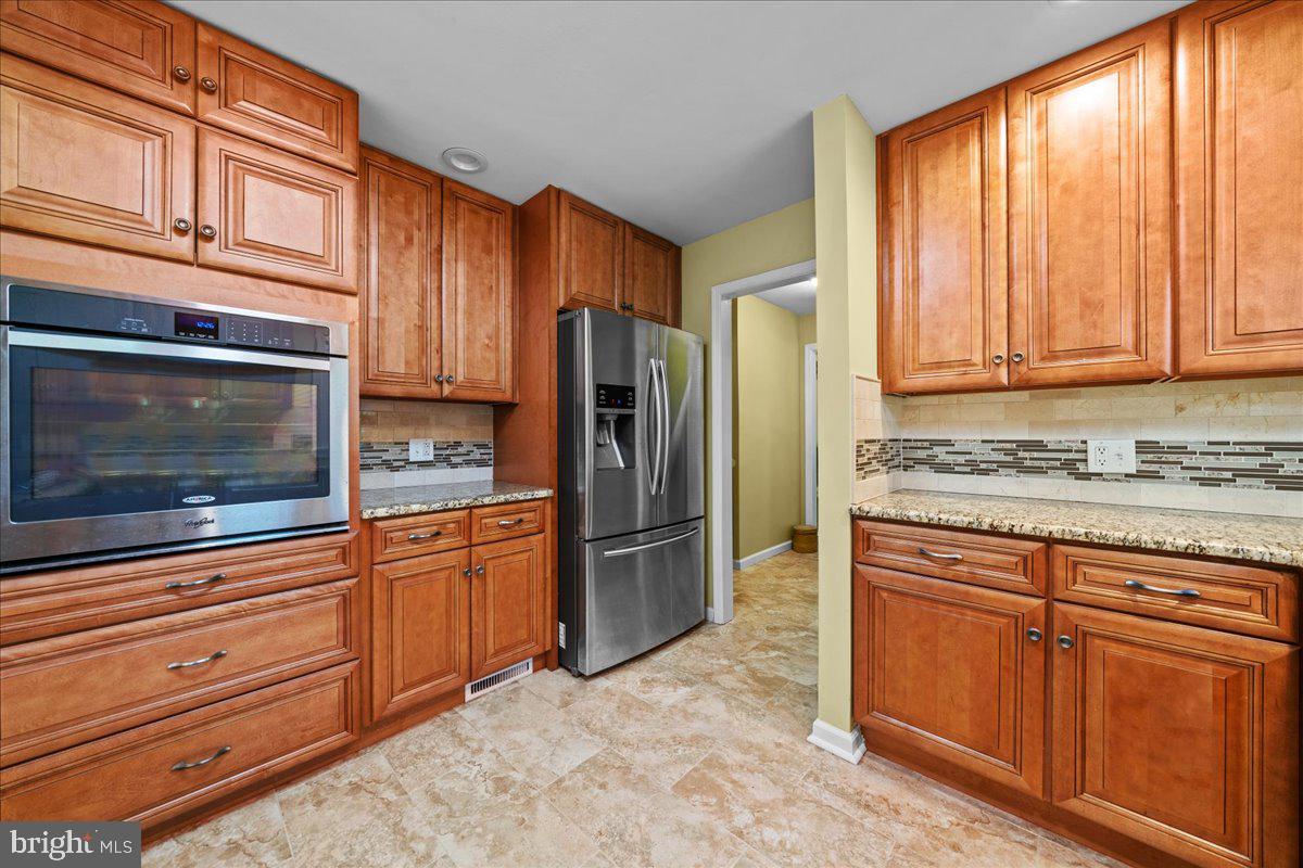 50 Gallup Road Princeton, NJ 08540 - Photo 14 of 44 Stainless steel appliances/granite counters