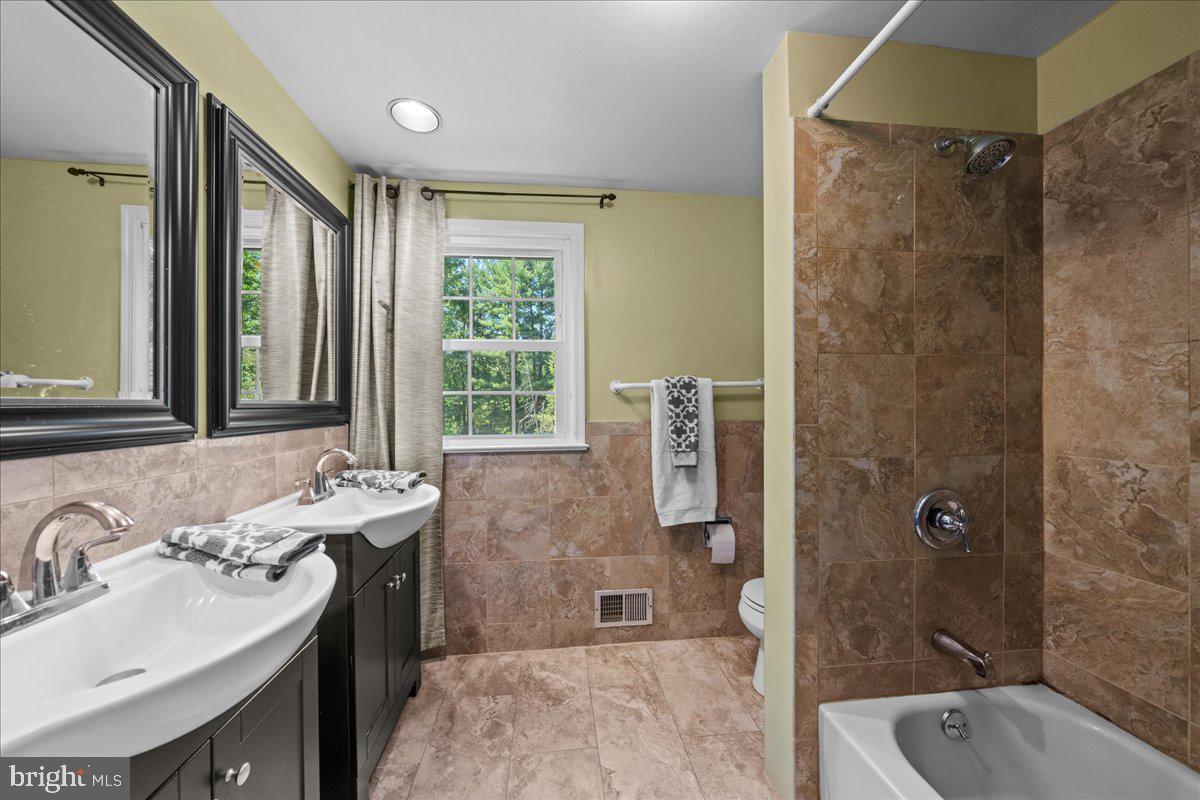 50 Gallup Road Princeton, NJ 08540 - Photo 36 of 44 Renovated hall bath shared by bedrooms #2 & #3