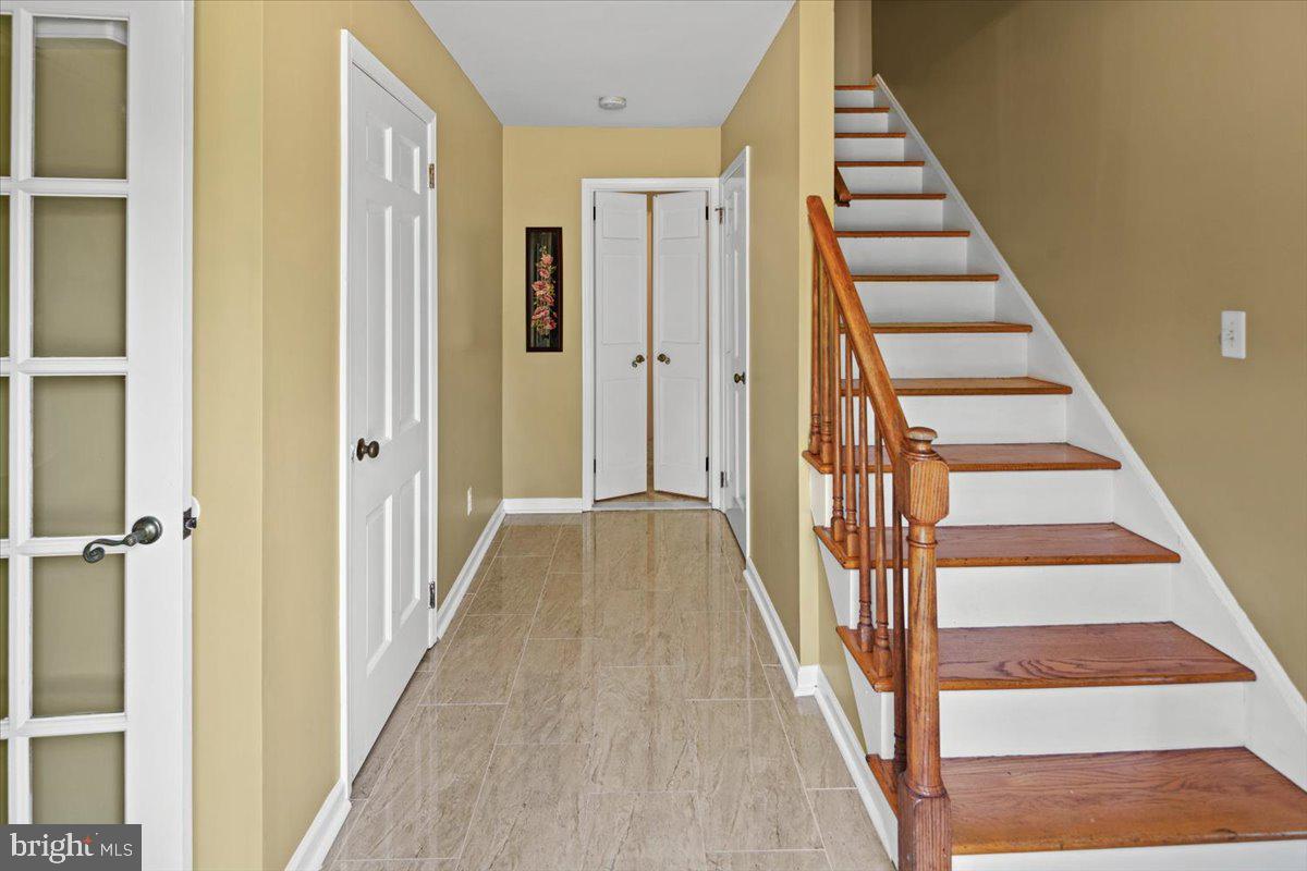 50 Gallup Road Princeton, NJ 08540 - Photo 8 of 44 Entrance foyer