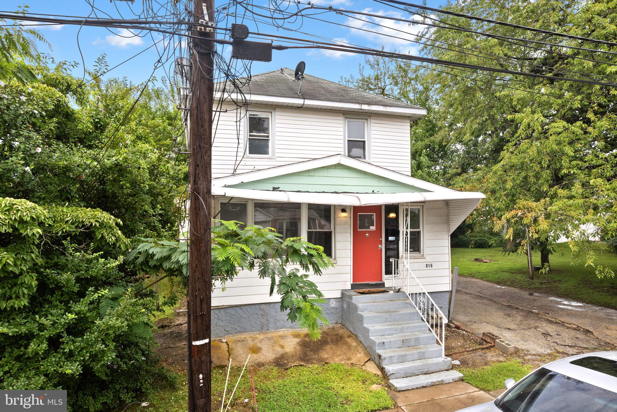 816 Greenhill Road Sharon Hill, PA 19079 - Photo 2 of 32 Gallery Image 2