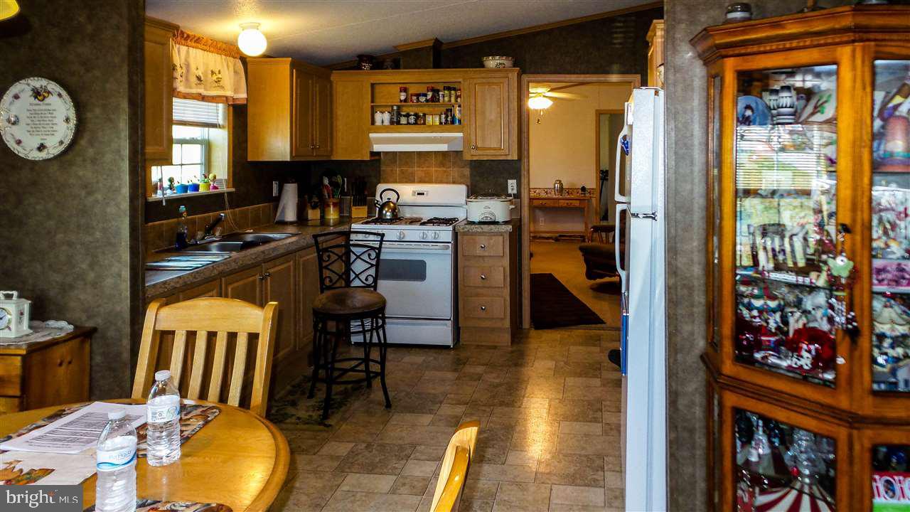 205 Valley Road Windsor, PA 17366 - Photo 2 of 33