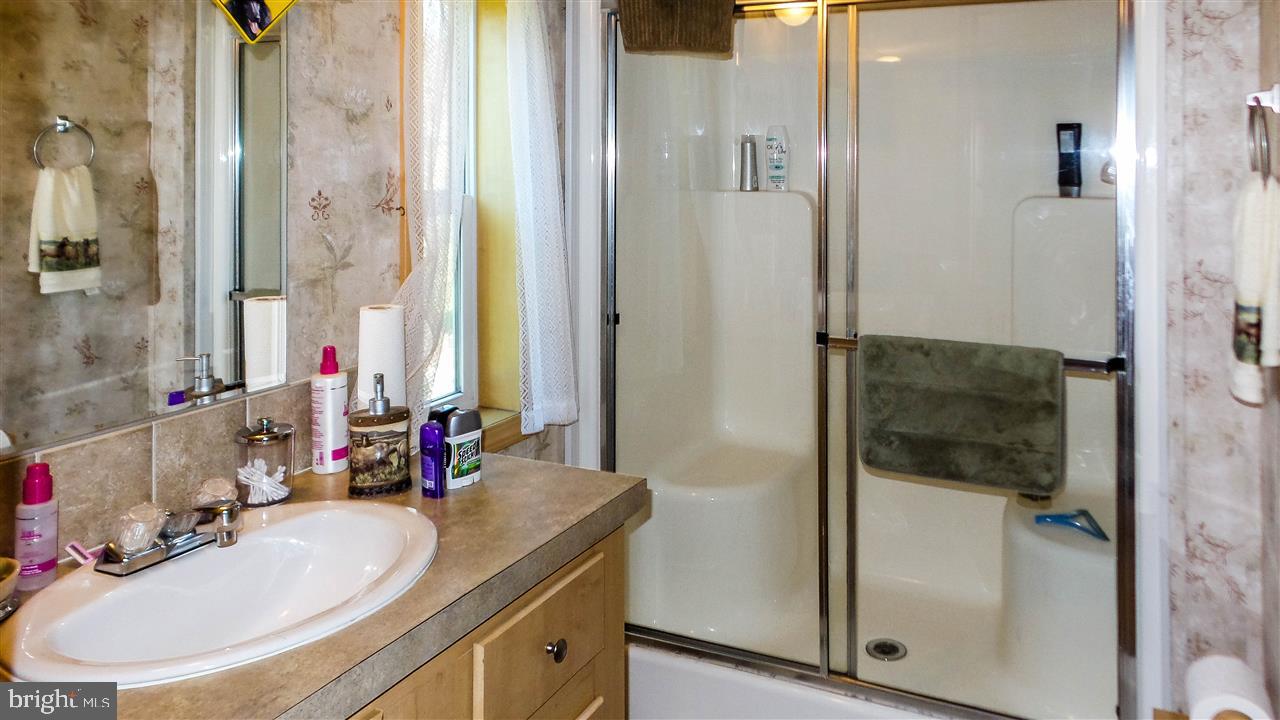 205 Valley Road Windsor, PA 17366 - Photo 11 of 33