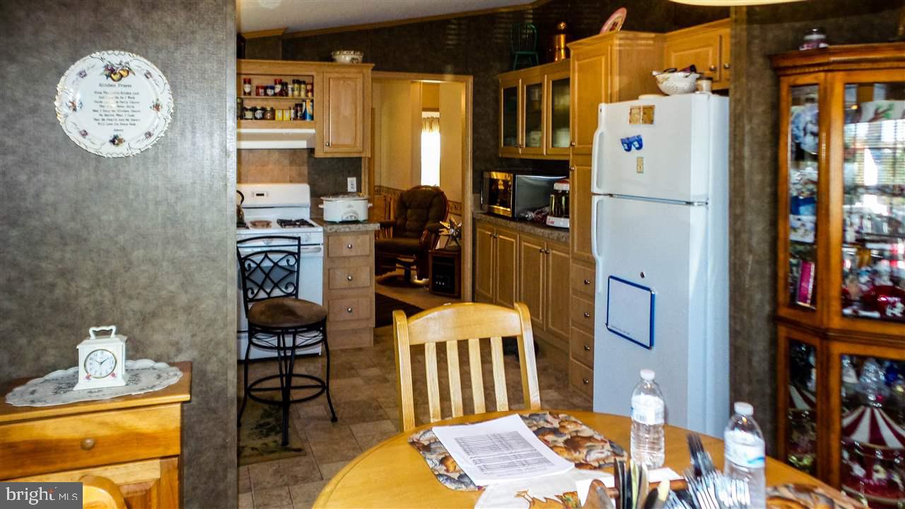 205 Valley Road Windsor, PA 17366 - Photo 4 of 33