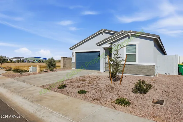 $2,075 | 7412 East Cozy Cottage Lane, San Tan Valley, AZ 85143