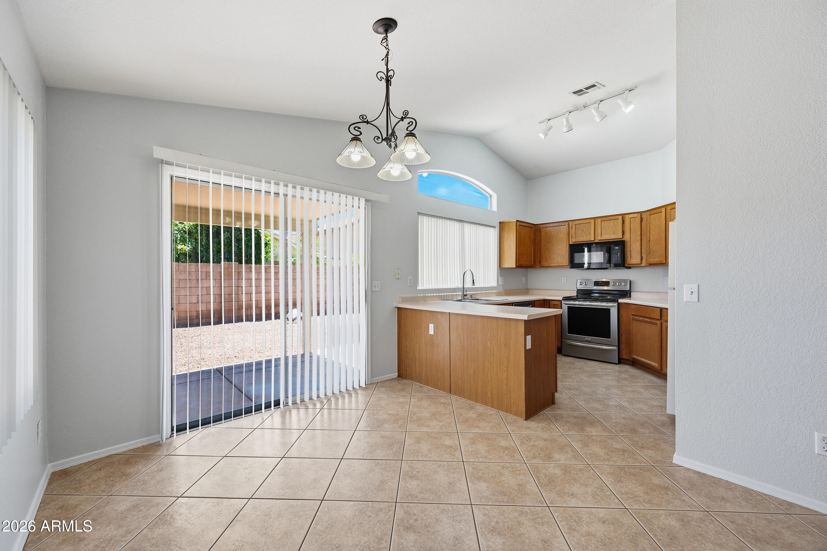 4943 West Tonto Road Glendale, AZ 85308 - Photo 4 of 21 4-4943WTR-ocupix-