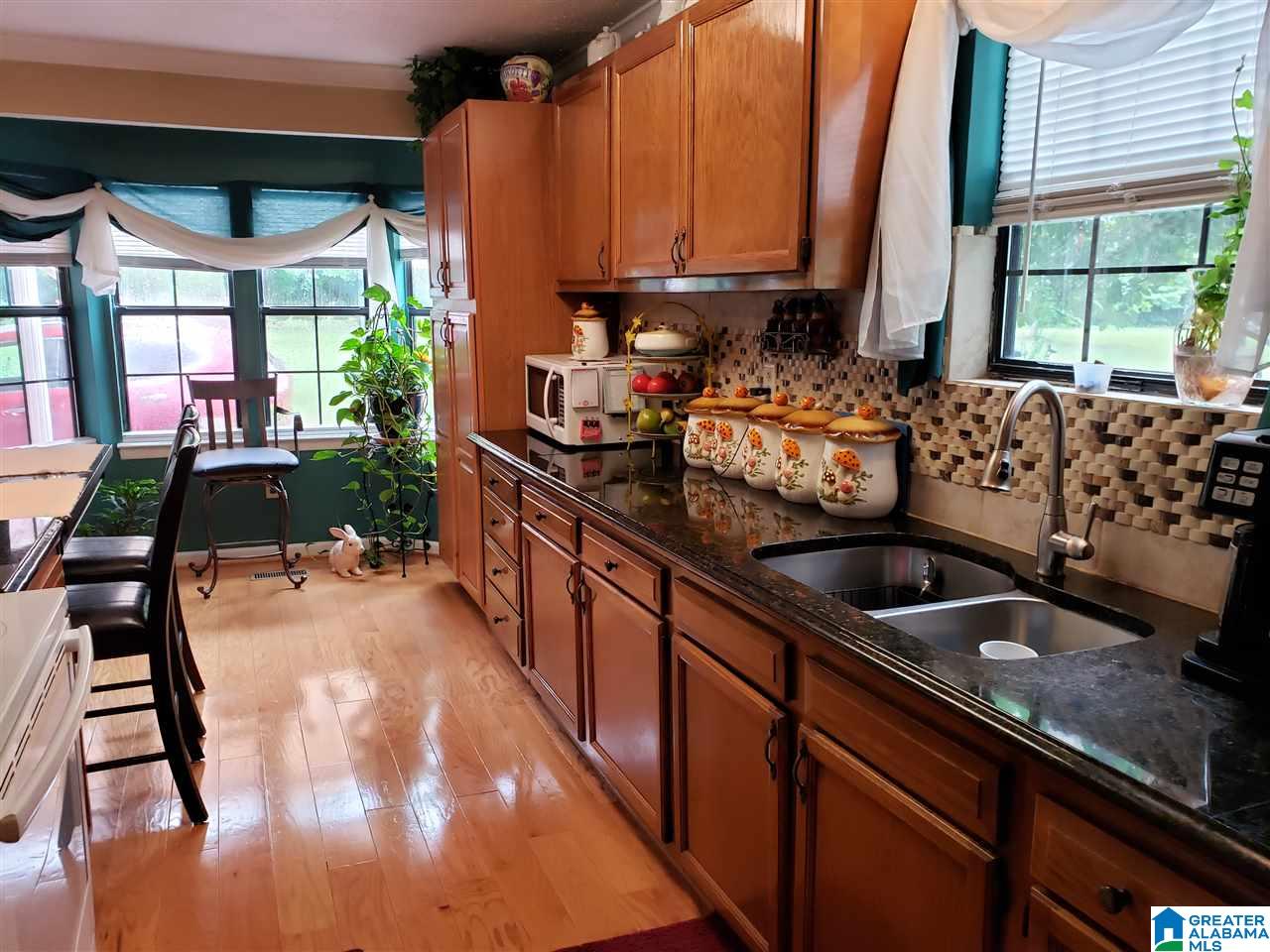 640 Old Highway 75 Oneonta, AL 35121 - Photo 2 of 43