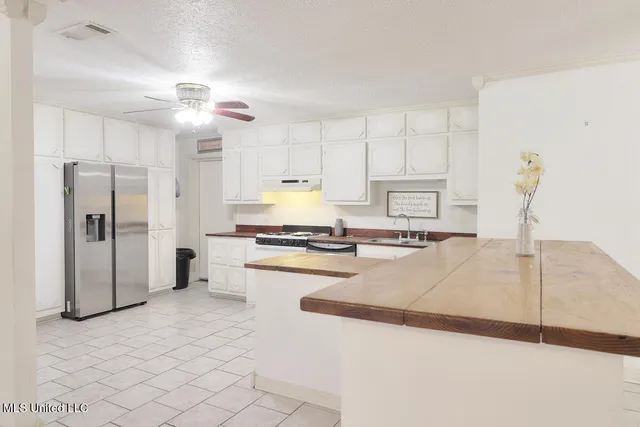 $169,900 | 205 Alyce Place, Long Beach, MS 39560